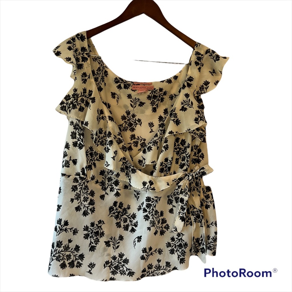 Bandolino Women's Floral Top